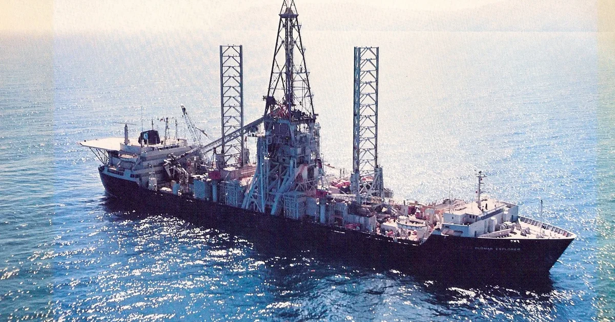 Archival featured image for Project Azorian: The CIA Ship Built to Lift a Soviet Submarine